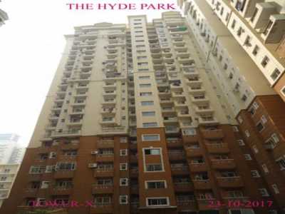 Home For Sale in Noida, India