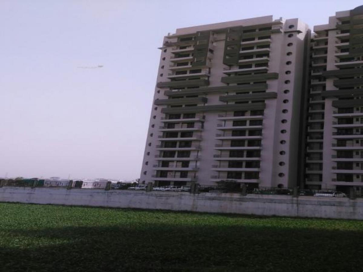 Picture of Home For Sale in Ghaziabad, Uttar Pradesh, India