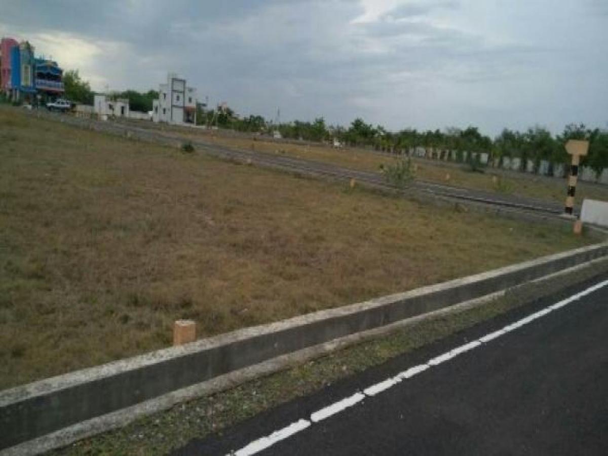 Picture of Residential Land For Sale in Chennai, Tamil Nadu, India