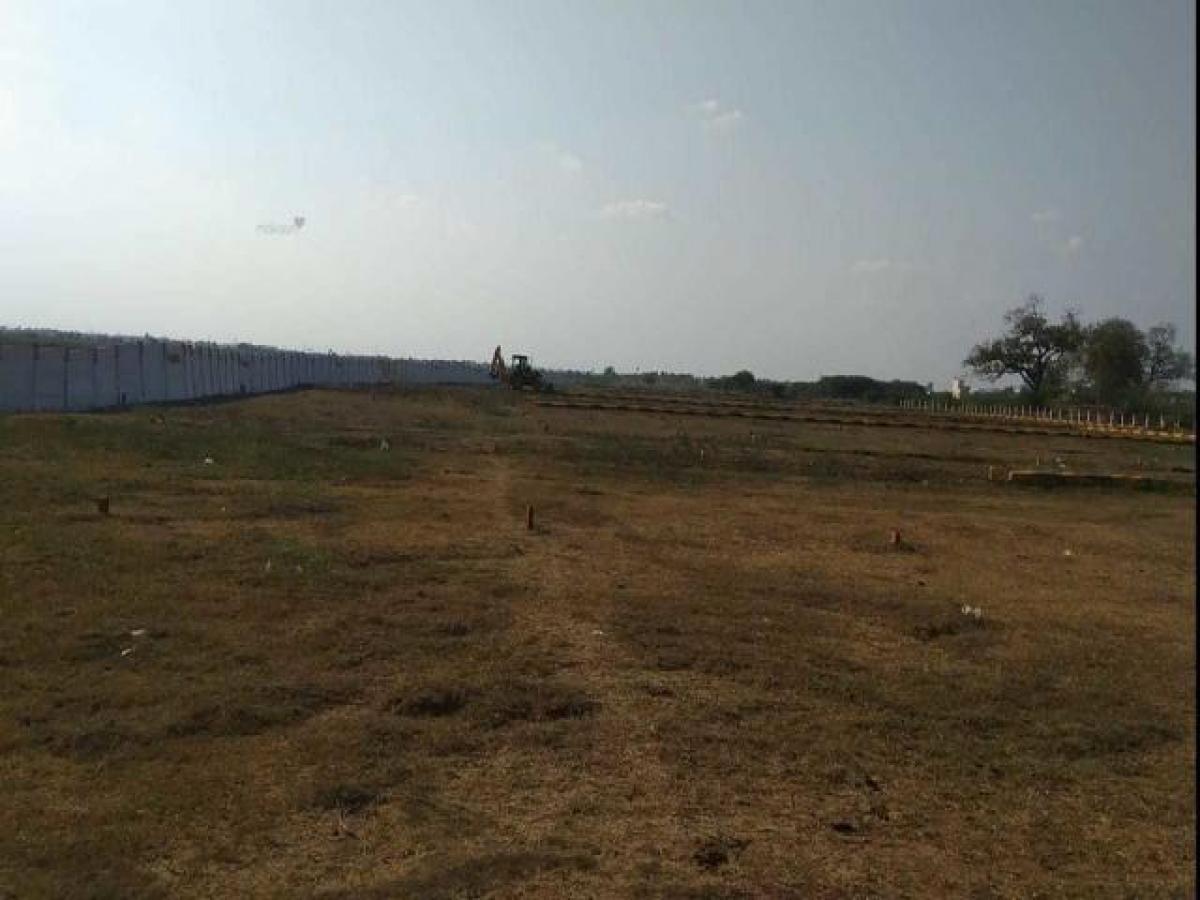 Picture of Residential Land For Sale in Chennai, Tamil Nadu, India