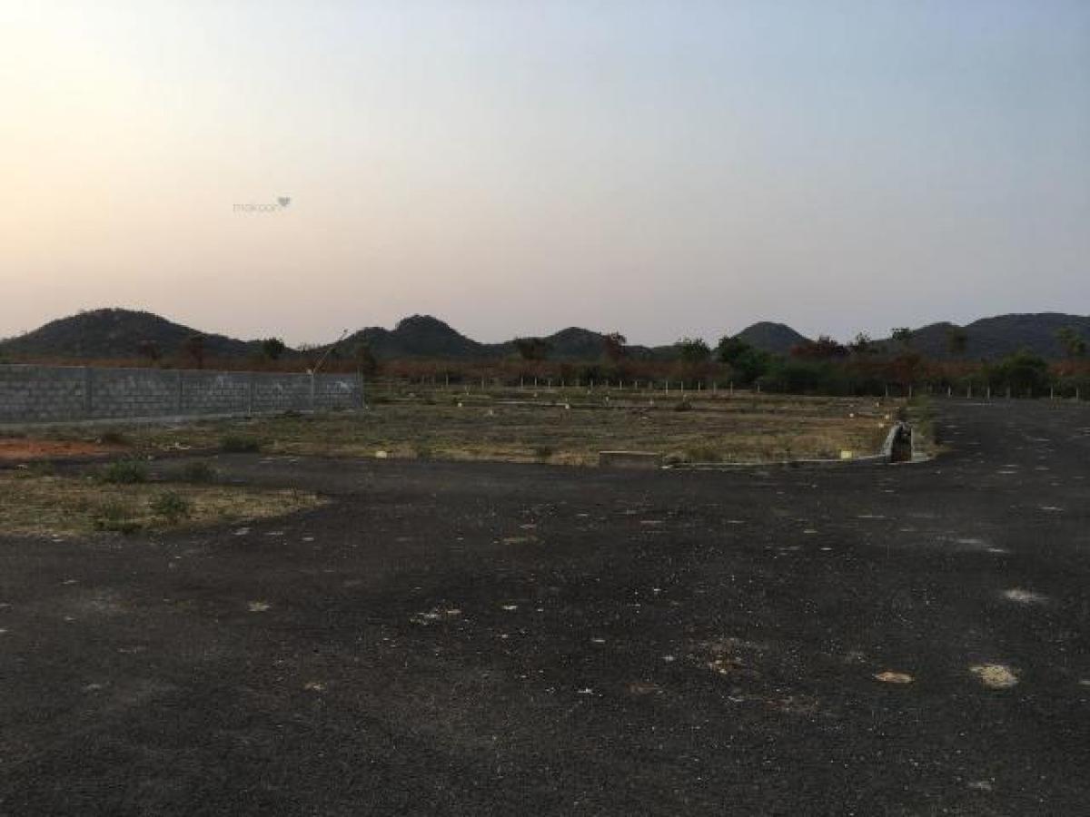 Picture of Residential Land For Sale in Chennai, Tamil Nadu, India