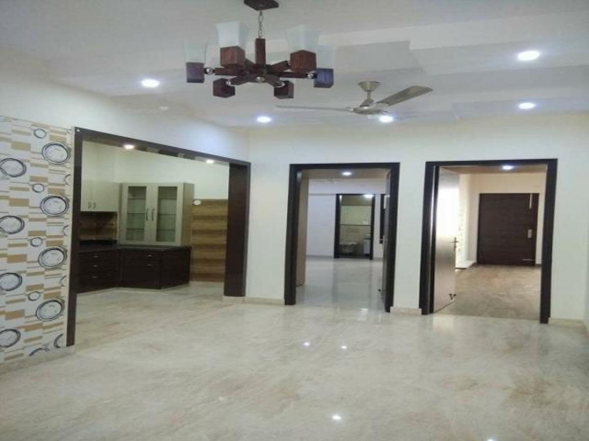 Picture of Home For Sale in Gurgaon, Haryana, India