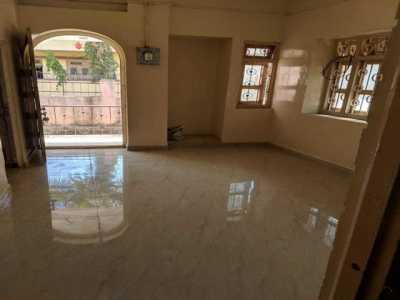 Home For Rent in Solapur, India