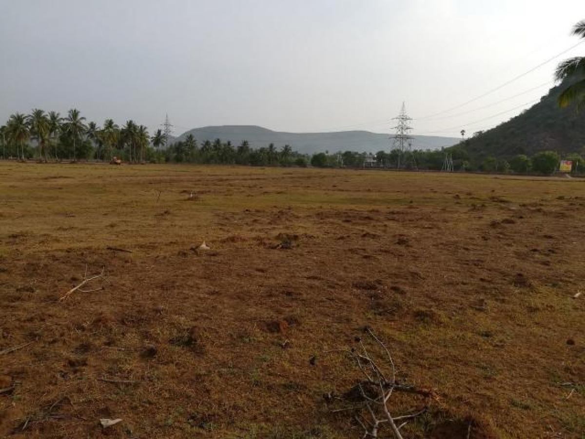 Picture of Residential Land For Sale in Visakhapatnam, Andhra Pradesh, India