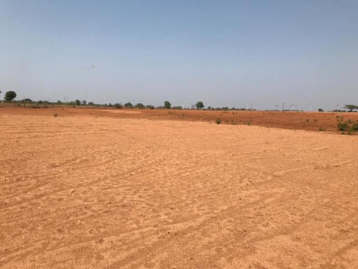 Picture of Residential Land For Sale in Hyderabad, Andhra Pradesh, India