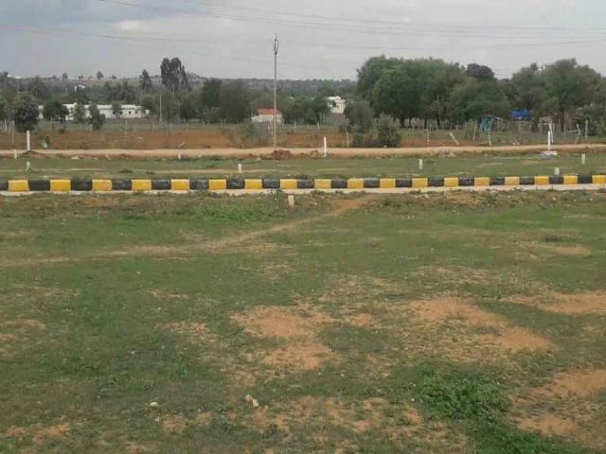Picture of Residential Land For Sale in Hyderabad, Andhra Pradesh, India
