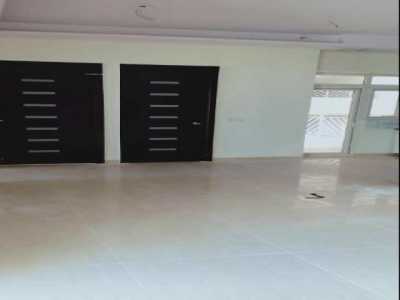 Apartment For Rent in Noida, India