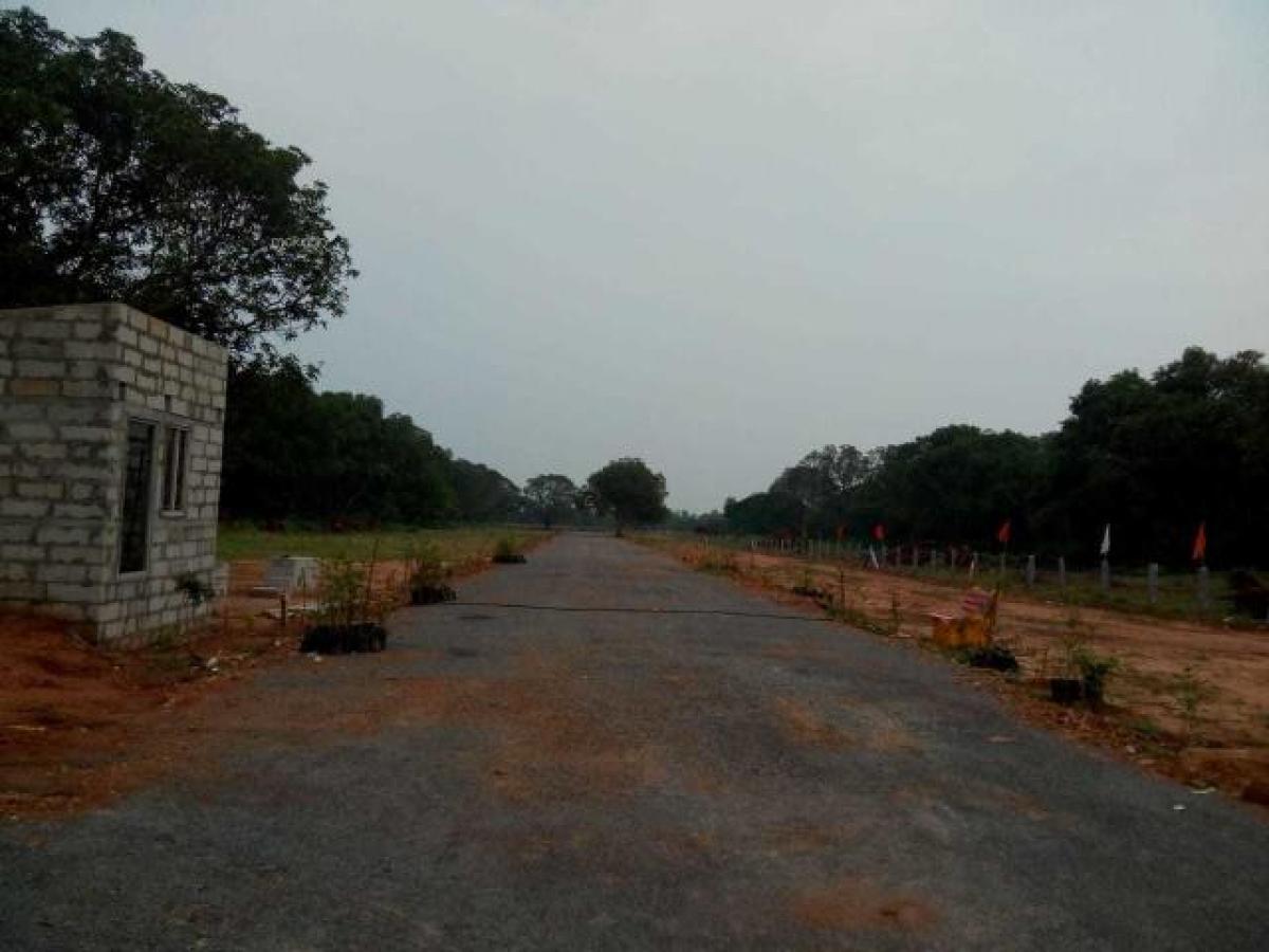 Picture of Residential Land For Sale in Vijayawada, Andhra Pradesh, India