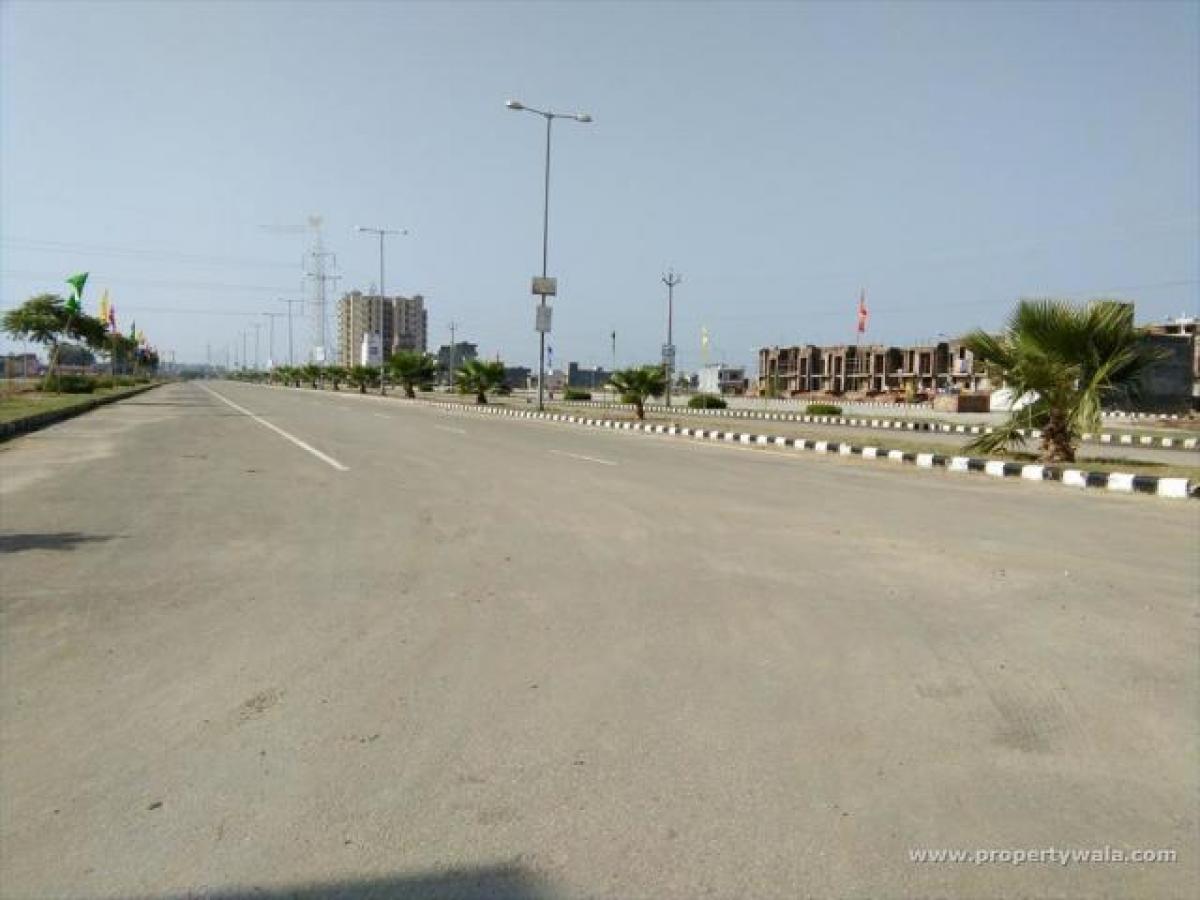Picture of Residential Land For Sale in Mohali, Punjab, India