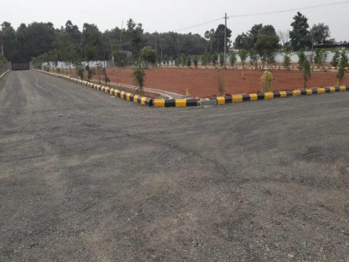 Picture of Residential Land For Sale in Kakinada, Andhra Pradesh, India