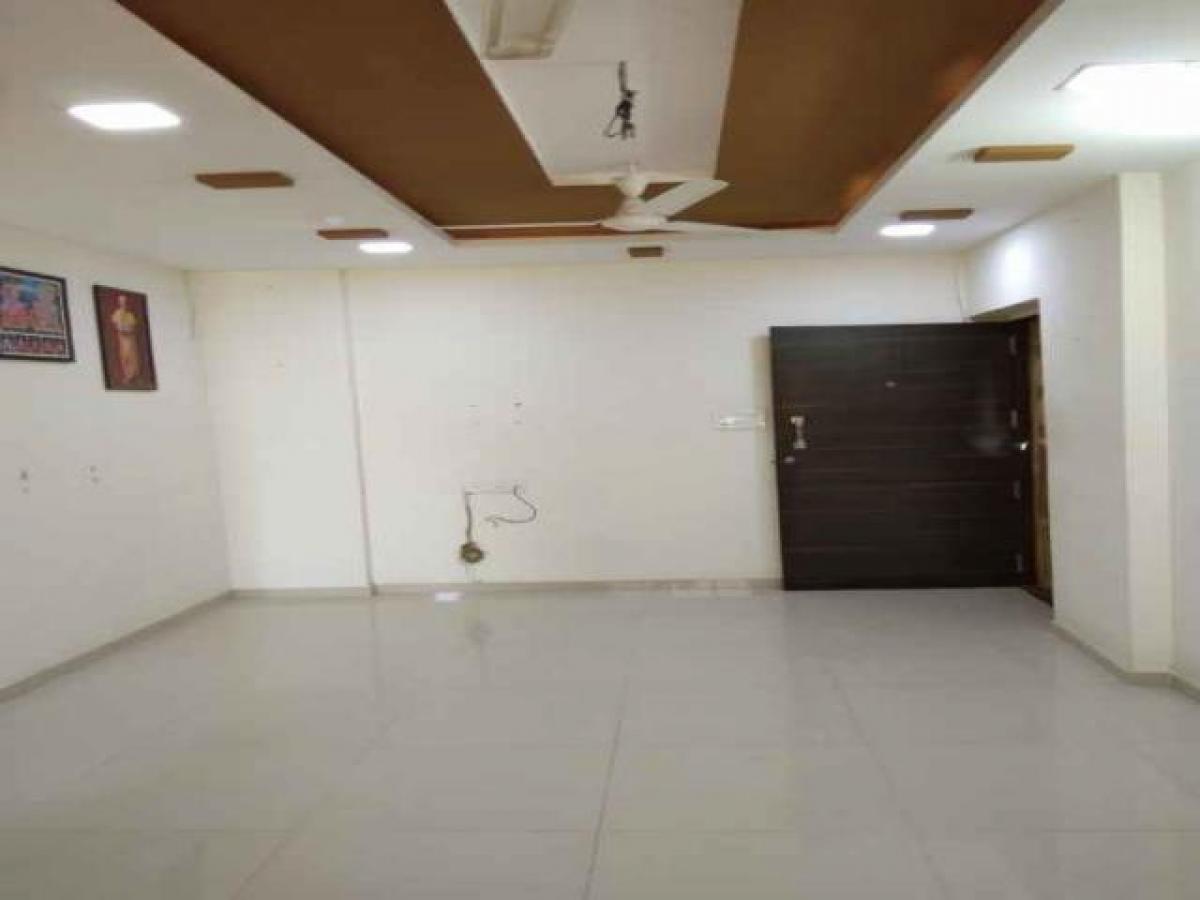 Picture of Apartment For Rent in Vadodara, Gujarat, India