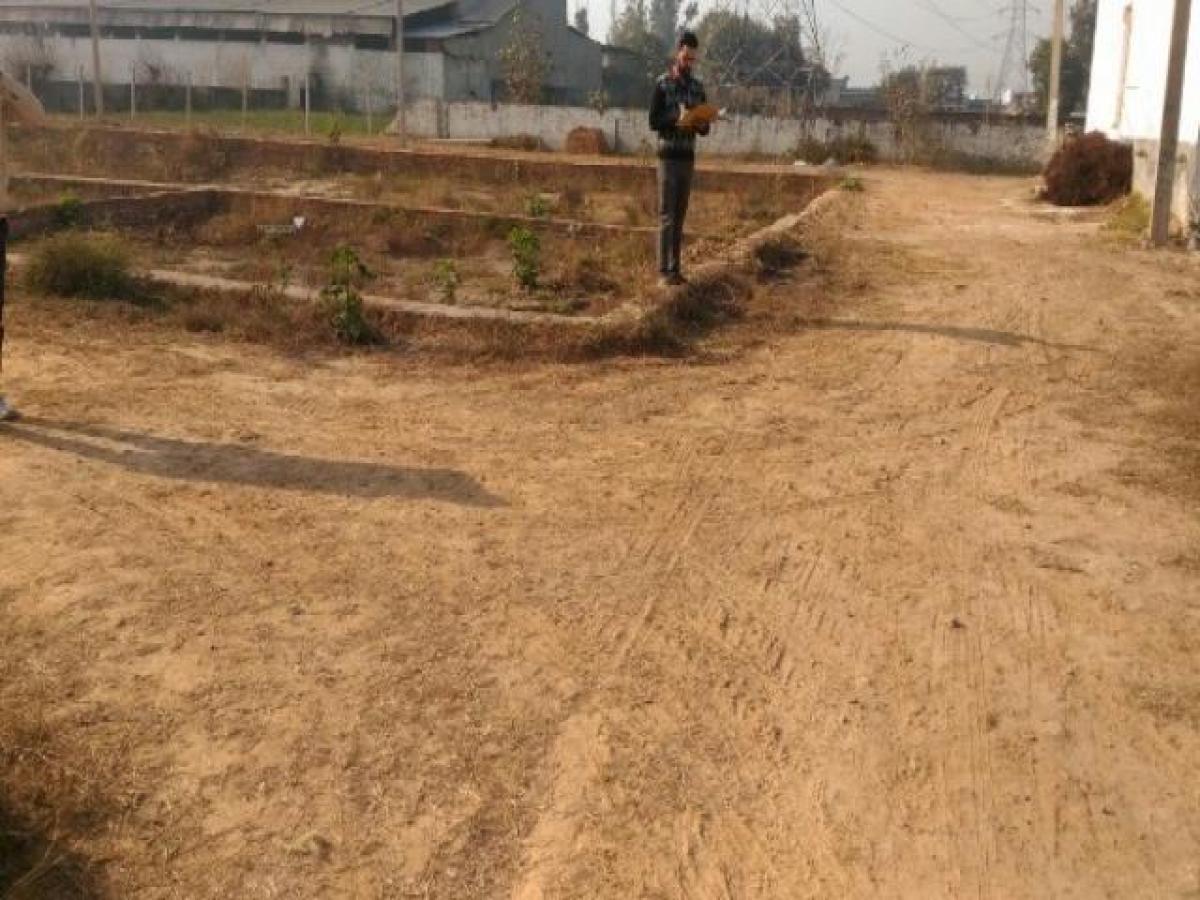 Picture of Residential Land For Sale in Ghaziabad, Uttar Pradesh, India
