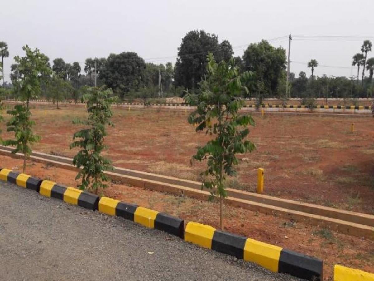 Picture of Residential Land For Sale in Kakinada, Andhra Pradesh, India