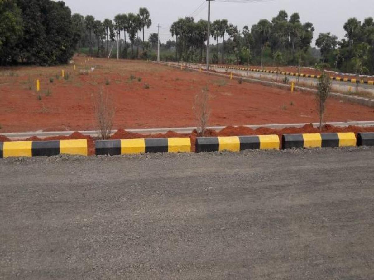 Picture of Residential Land For Sale in Kakinada, Andhra Pradesh, India