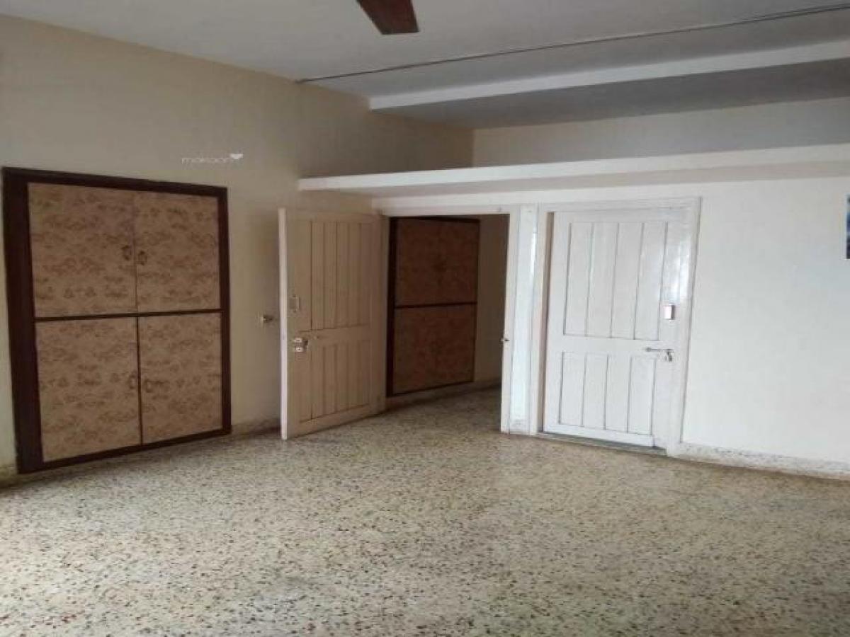 Picture of Home For Rent in Vadodara, Gujarat, India