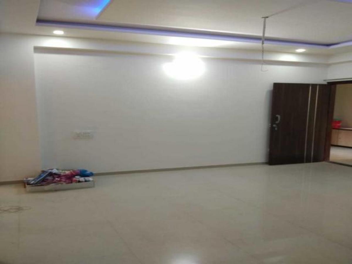 Picture of Apartment For Rent in Vadodara, Gujarat, India