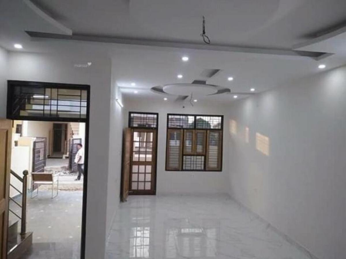 Picture of Home For Sale in Lucknow, Uttar Pradesh, India
