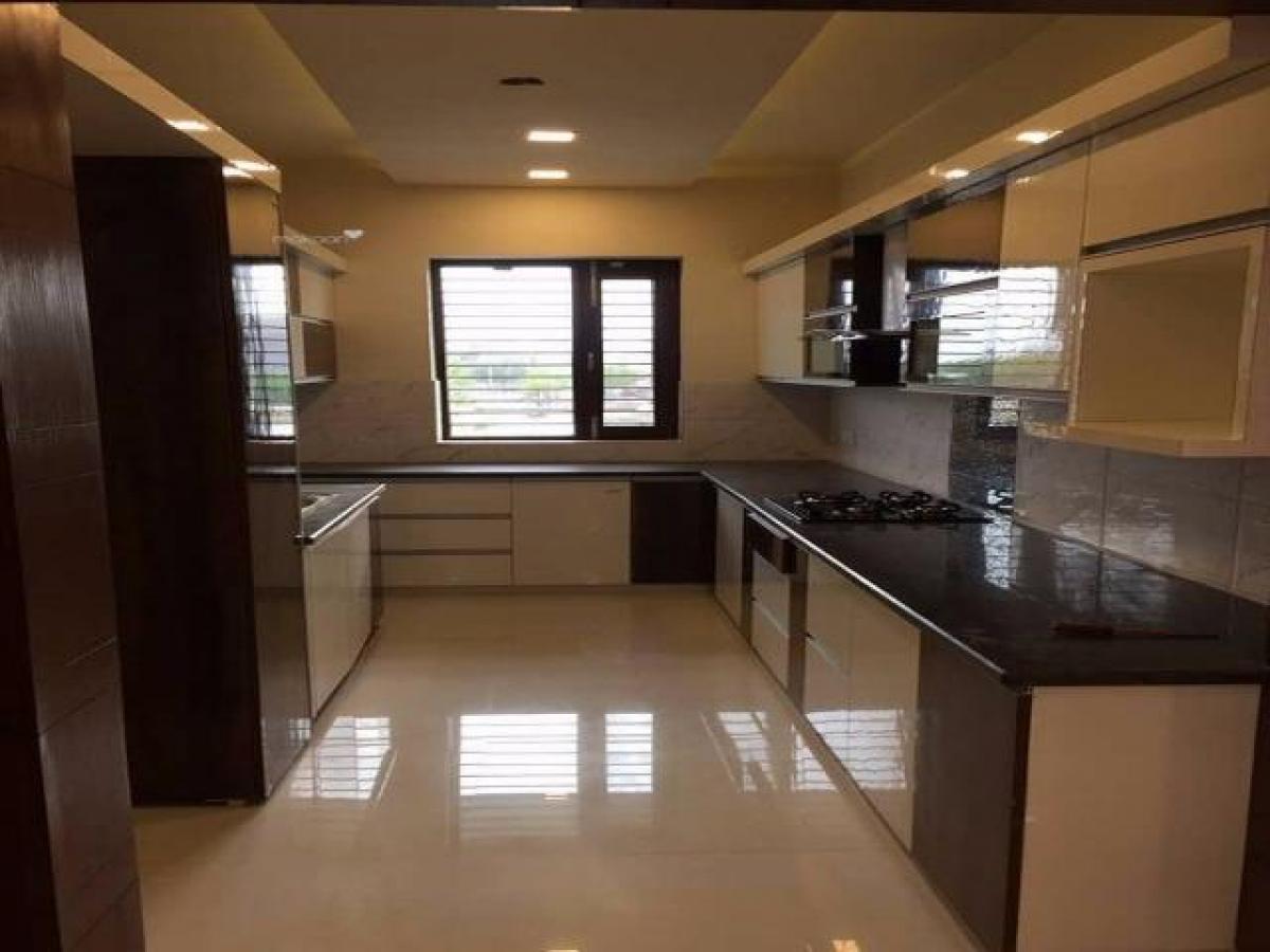Picture of Home For Sale in Faridabad, Haryana, India