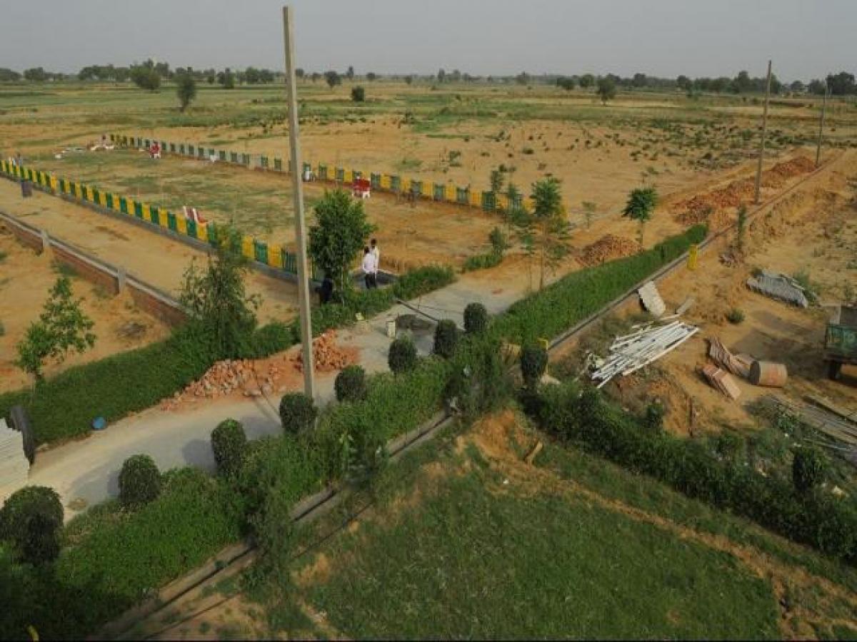 Picture of Residential Land For Sale in Ghaziabad, Uttar Pradesh, India