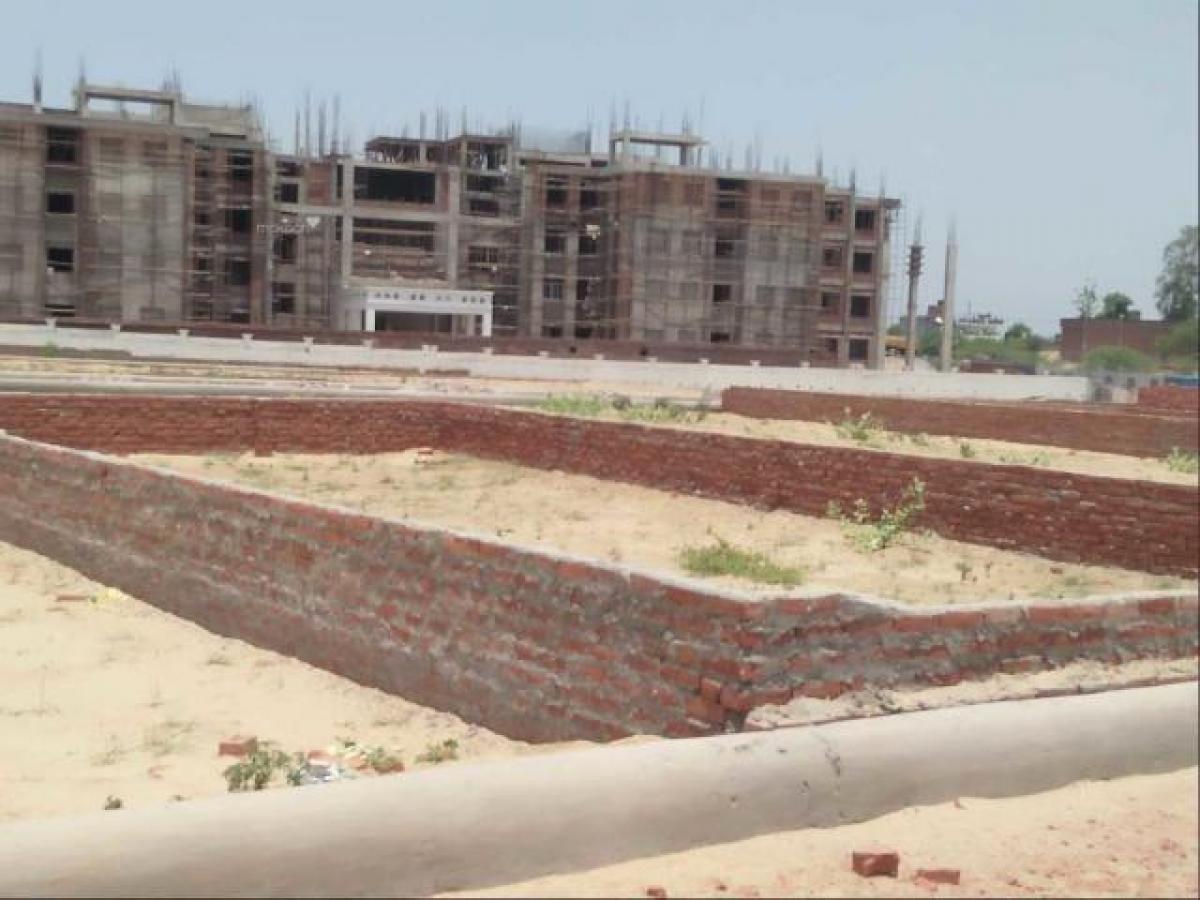 Picture of Residential Land For Sale in Lucknow, Uttar Pradesh, India