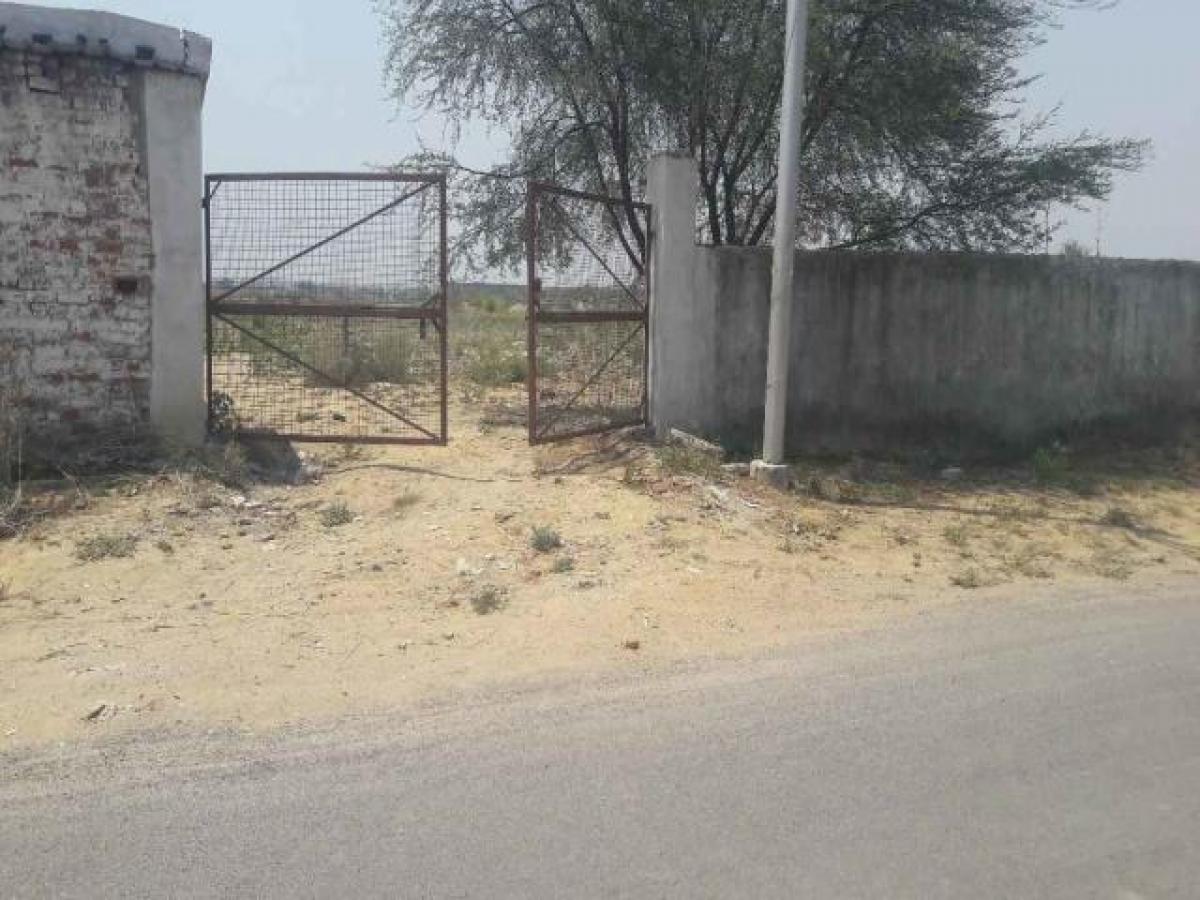 Picture of Residential Land For Sale in Lucknow, Uttar Pradesh, India