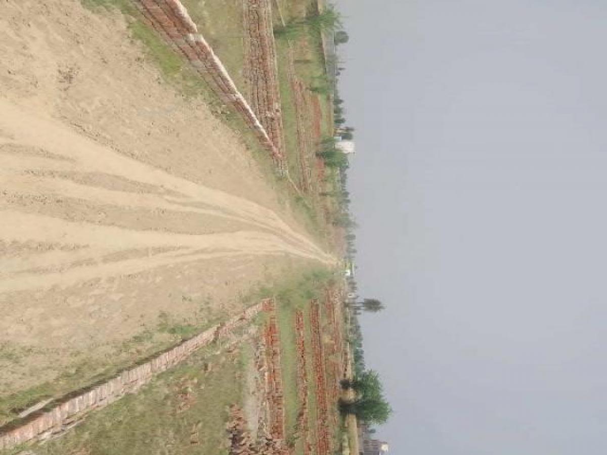 Picture of Residential Land For Sale in Aligarh, Uttar Pradesh, India