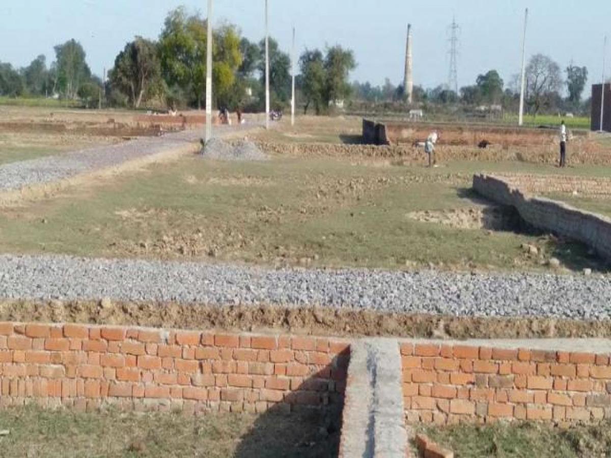 Picture of Residential Land For Sale in Varanasi, Uttar Pradesh, India