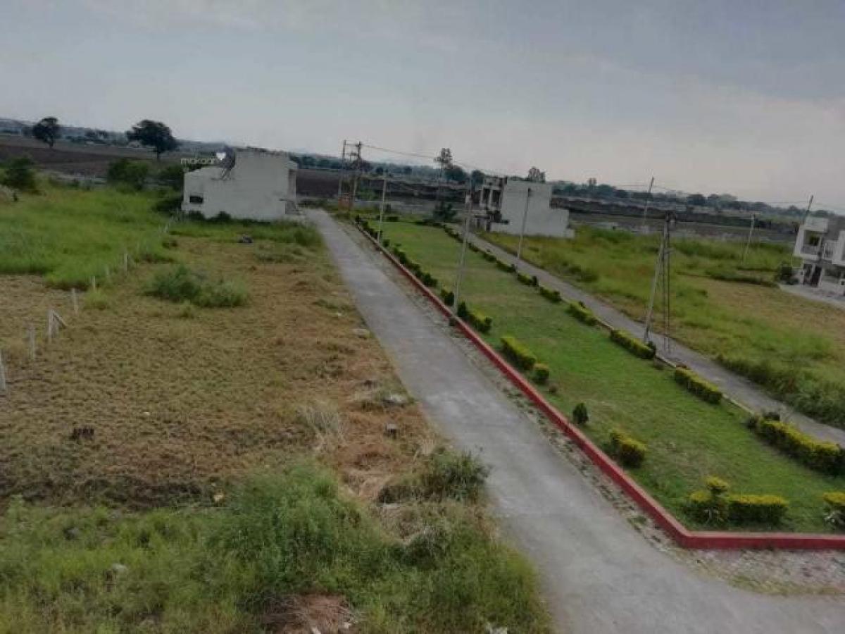 Picture of Residential Land For Sale in Indore, Indore, India