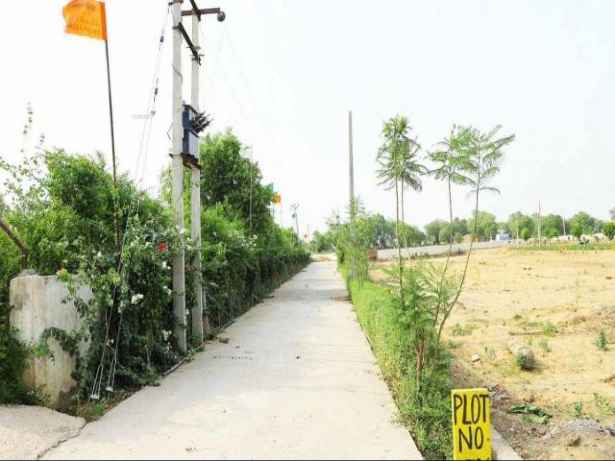 Picture of Residential Land For Sale in Aligarh, Uttar Pradesh, India