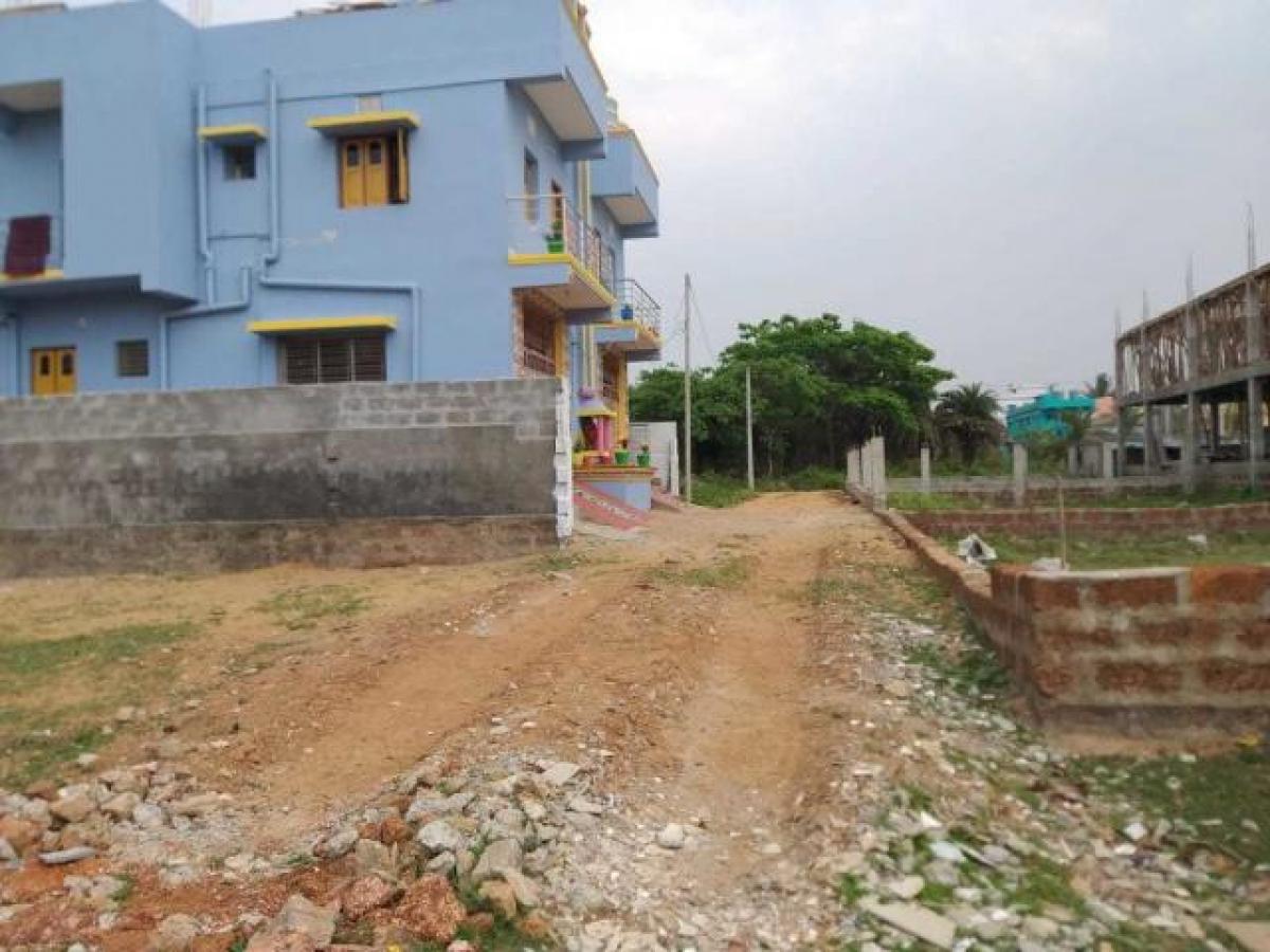 Picture of Residential Land For Sale in Bhubaneswar, Orissa, India