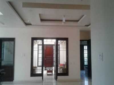 Home For Rent in Lucknow, India