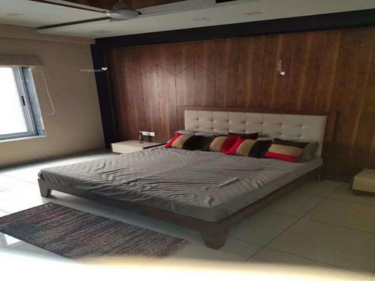 Picture of Home For Sale in Vadodara, Gujarat, India