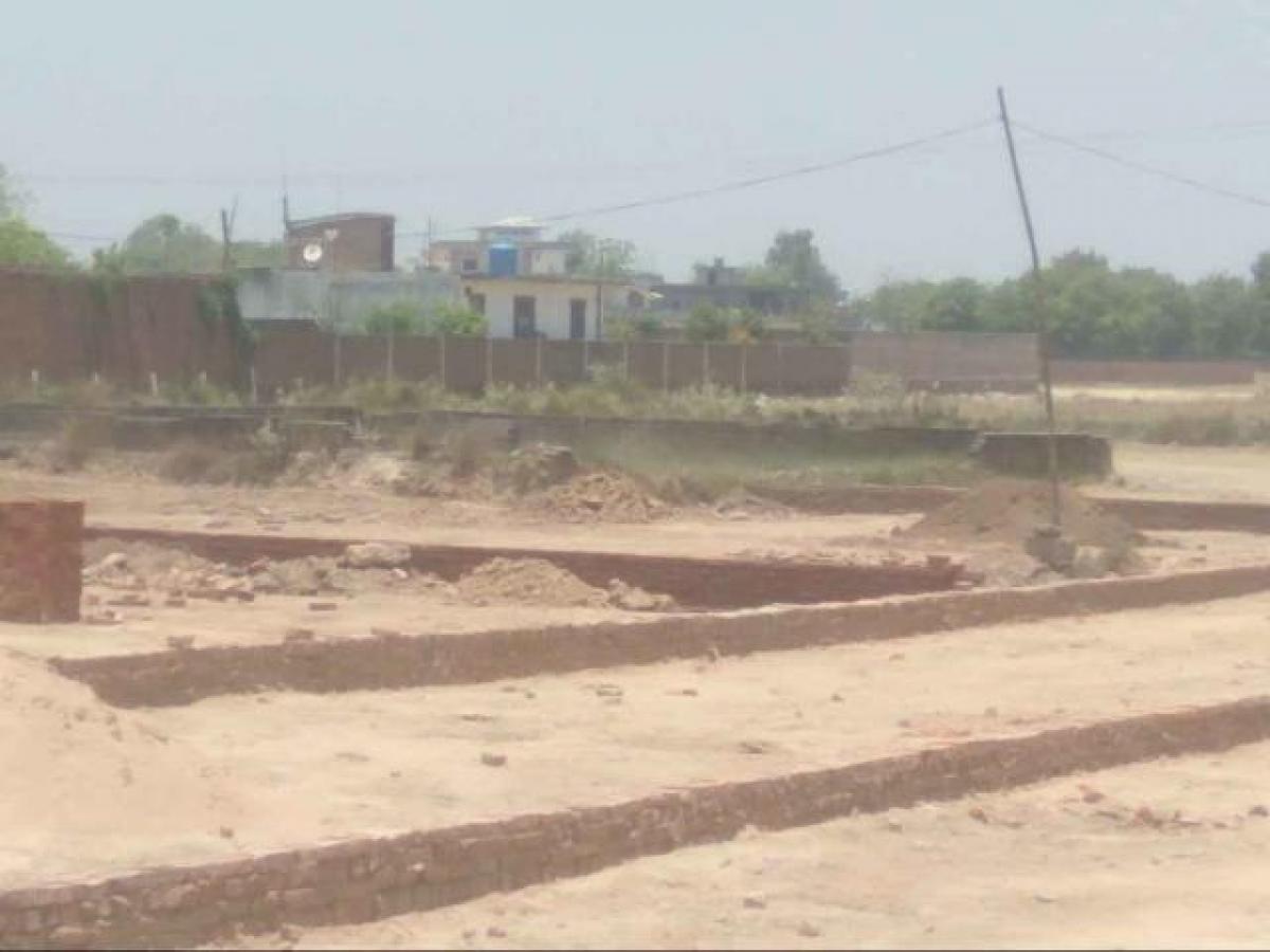 Picture of Residential Land For Sale in Varanasi, Uttar Pradesh, India