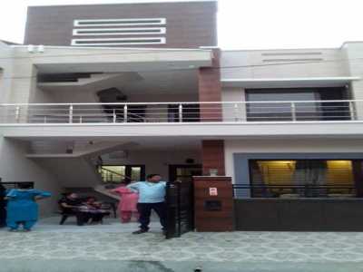 Home For Rent in Chandigarh, India