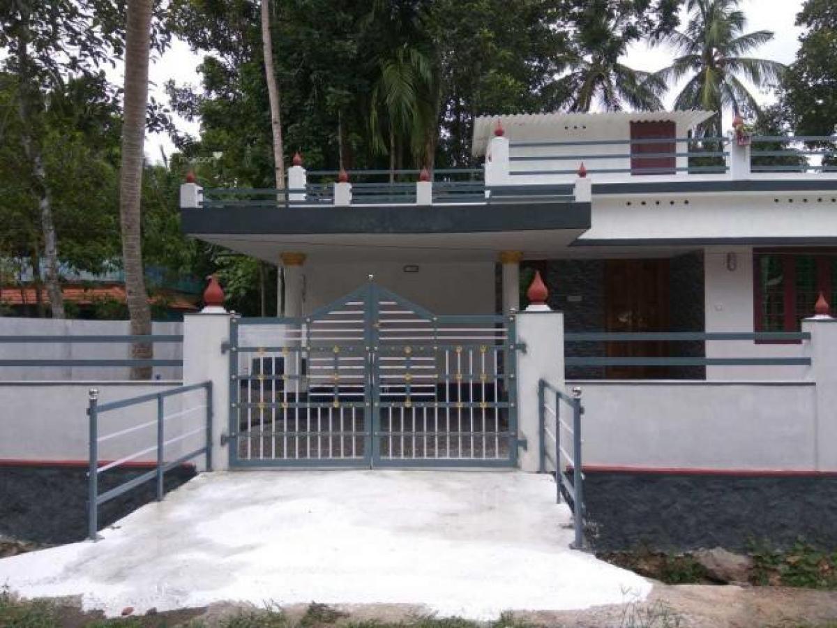 Picture of Home For Sale in Alappuzha, Kerala, India