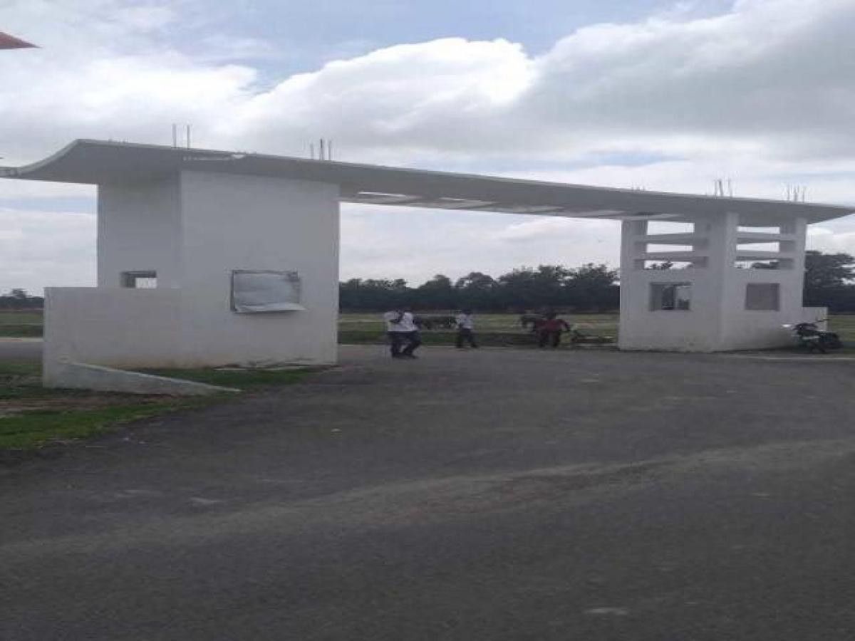 Picture of Residential Land For Sale in Kanpur, Uttar Pradesh, India