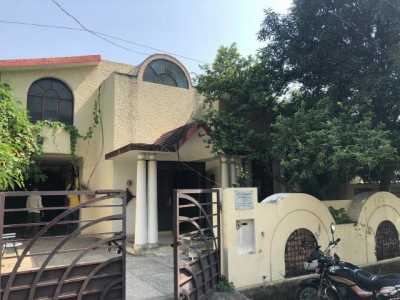 Home For Rent in Lucknow, India