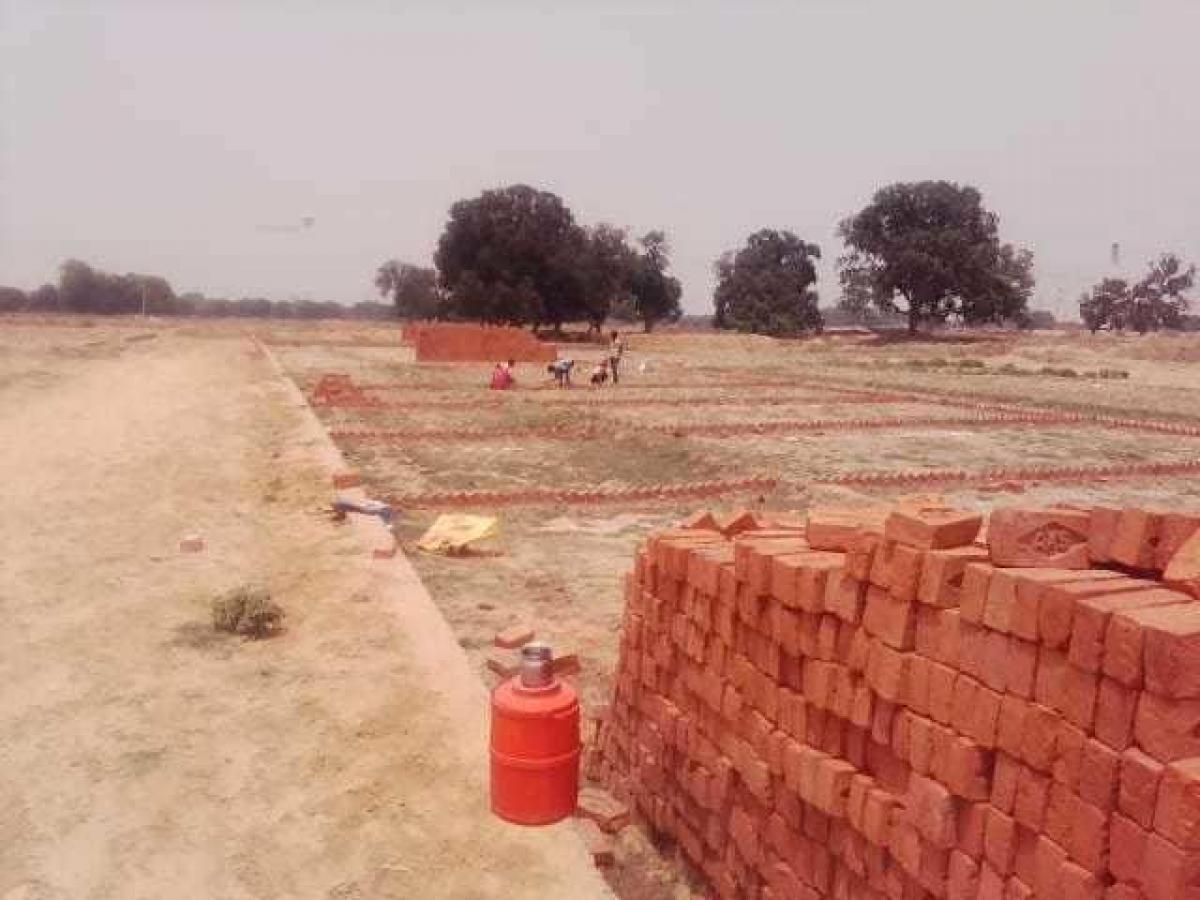 Picture of Residential Land For Sale in Varanasi, Uttar Pradesh, India