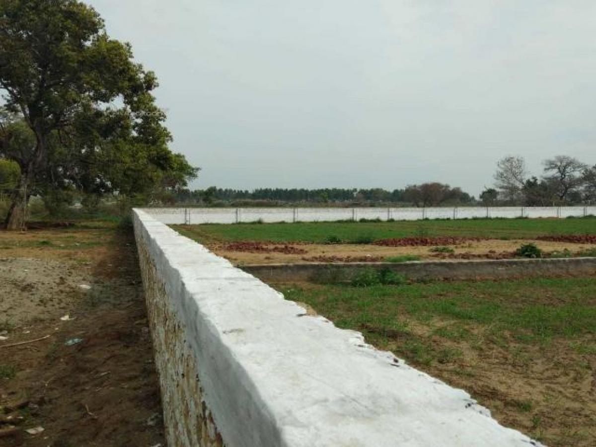 Picture of Residential Land For Sale in Bulandshahr, Uttar Pradesh, India