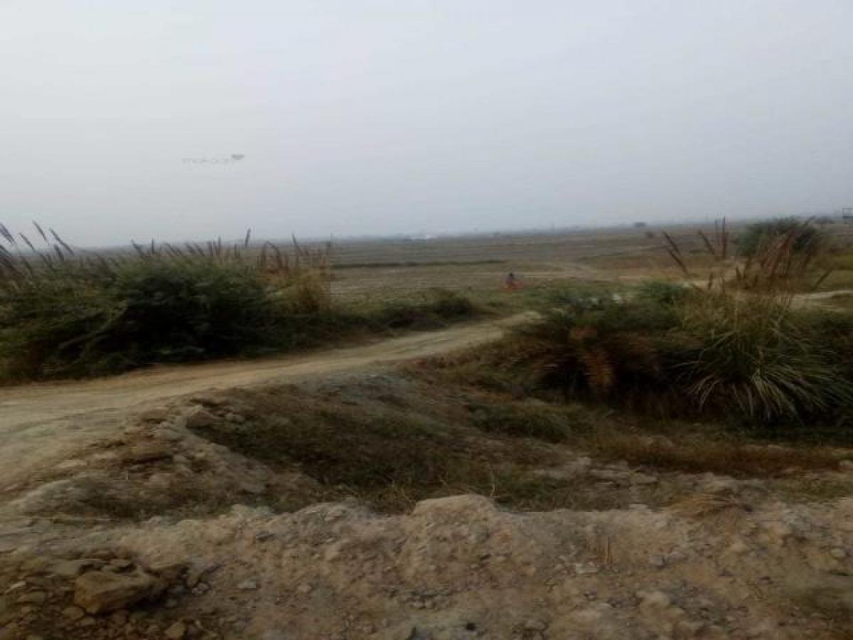 Picture of Residential Land For Sale in Aligarh, Uttar Pradesh, India