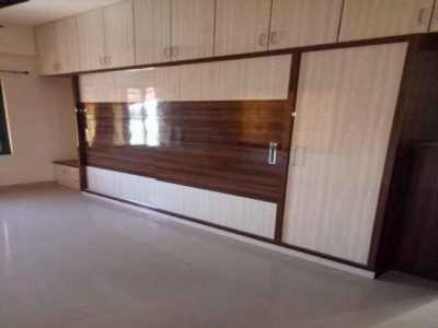 Home For Rent in Vadodara, India