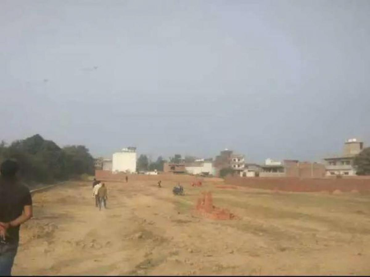 Picture of Residential Land For Sale in Varanasi, Uttar Pradesh, India