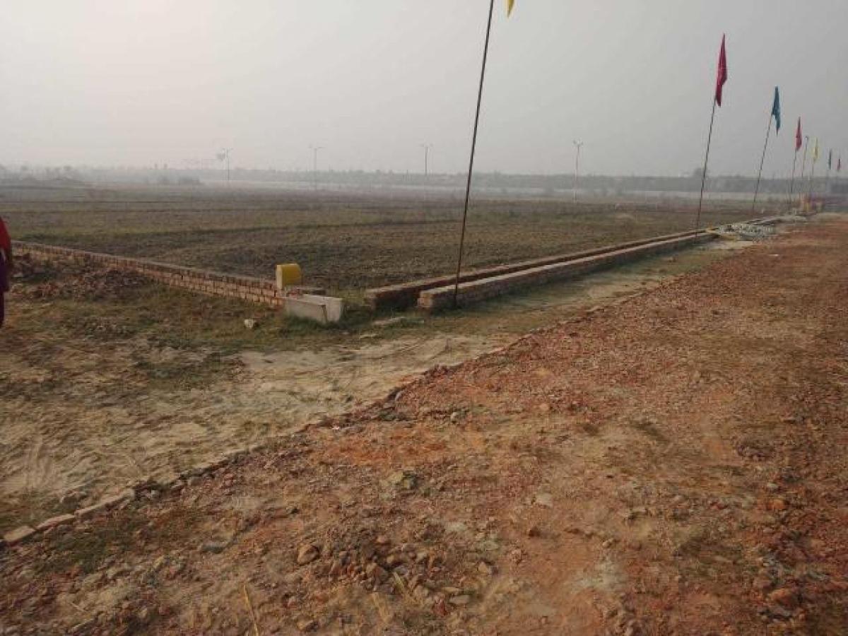 Picture of Residential Land For Sale in Varanasi, Uttar Pradesh, India