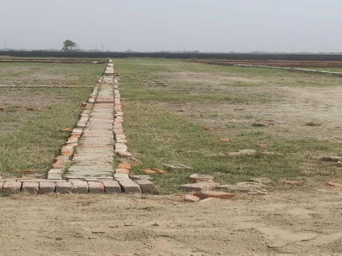 Picture of Residential Land For Sale in Bulandshahr, Uttar Pradesh, India