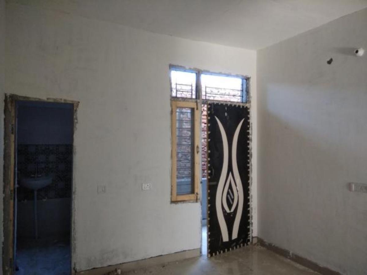 Picture of Apartment For Rent in Mohali, Punjab, India