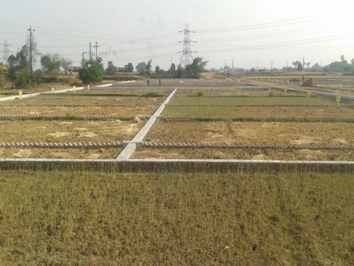 Picture of Residential Land For Sale in Varanasi, Uttar Pradesh, India