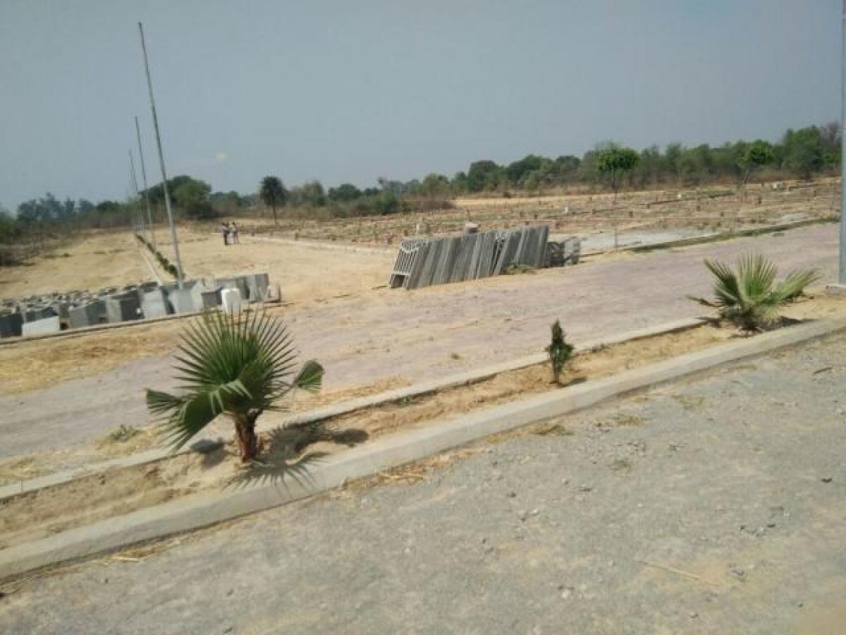 Picture of Residential Land For Sale in Kanpur, Uttar Pradesh, India