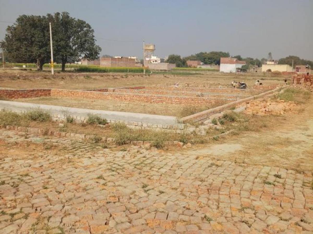 Picture of Residential Land For Sale in Allahabad, Uttar Pradesh, India