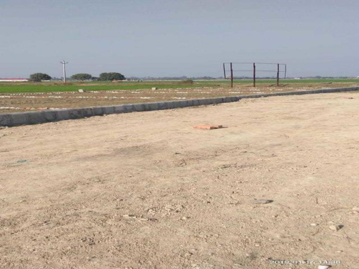 Picture of Residential Land For Sale in Allahabad, Uttar Pradesh, India