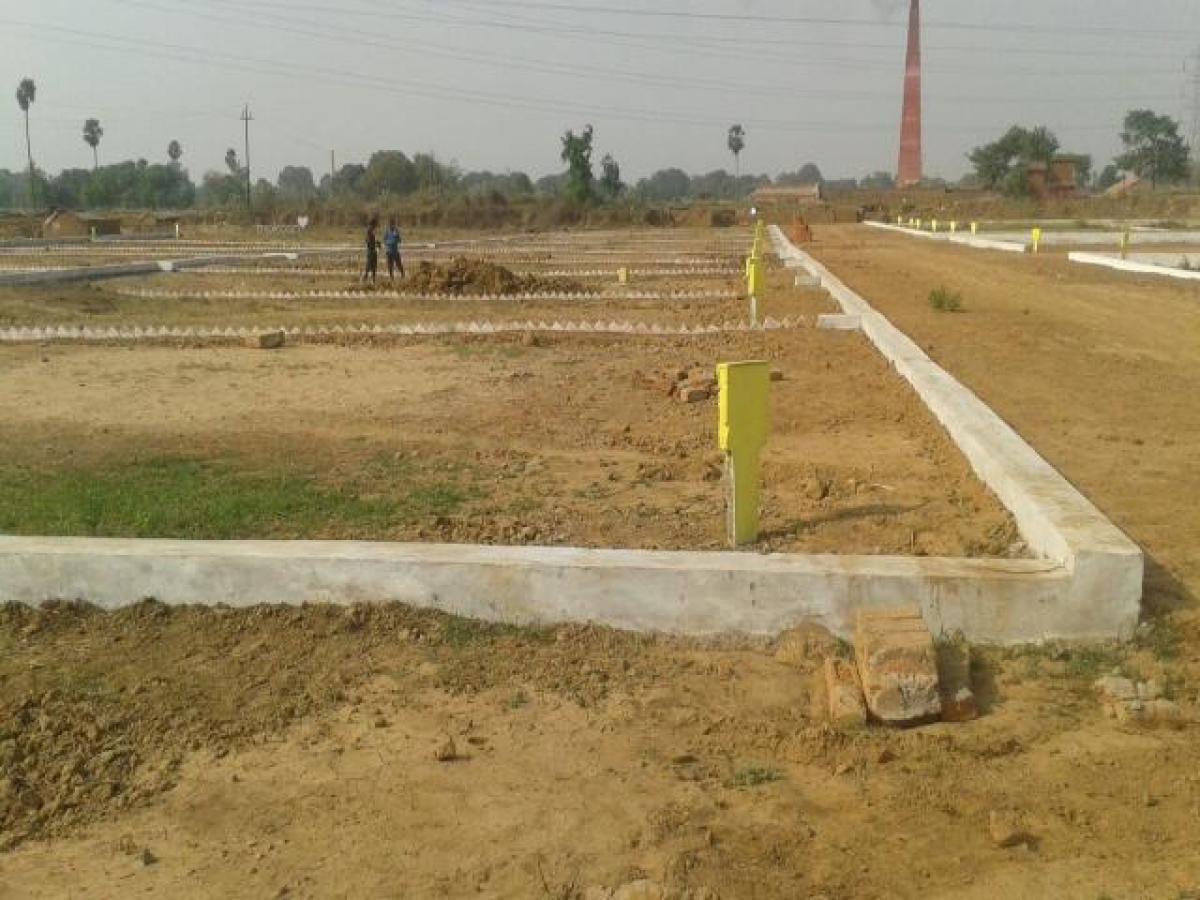 Picture of Residential Land For Sale in Kanpur, Uttar Pradesh, India